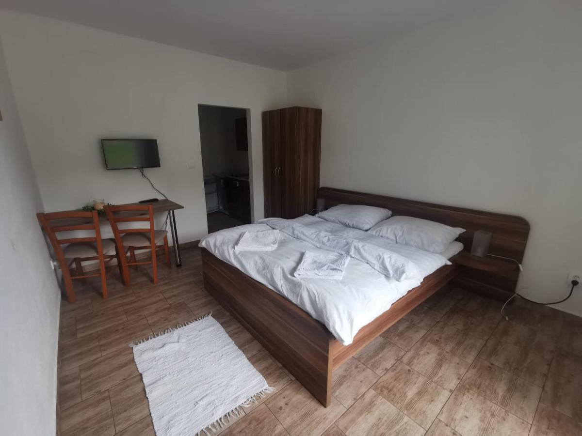 Apartmany Pod Landstejnem Stare Mesto  ภายนอก รูปภาพ